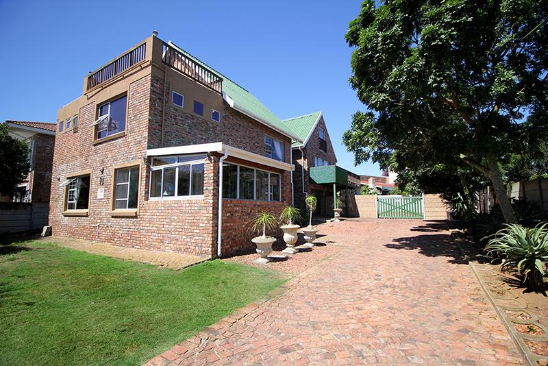 5 Bedroom Property for Sale in Tergniet Western Cape